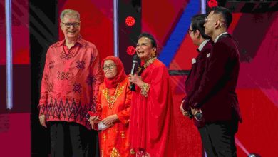 Photo of Telkomsel Awards 2022, Christine Hakim  Penerima Penghargaan Kategori Lifetime Achievement