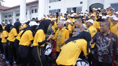 Photo of Bupati Lepas 302 Atlet dan Official Kontingen Asahan Ikuti Porprovsu XI Tahun 2022