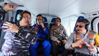 Photo of Kapolda Sumut Bersama Danlantamal Patroli Udara Pantau Perairan Belawan