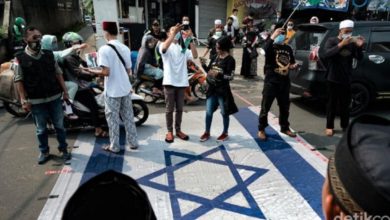 Photo of Indonesia Akan Buka Hubungan Resmi dengan Israel Dibantah
